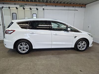 Ford S-MAX Gebrauchtwagen