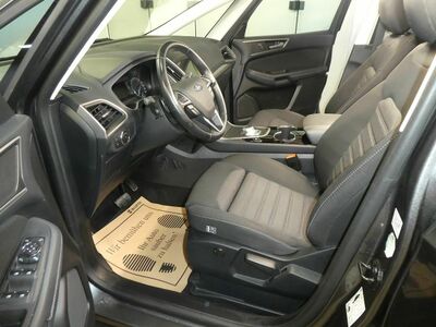 Ford S-MAX Gebrauchtwagen