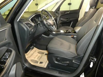 Ford S-MAX Gebrauchtwagen