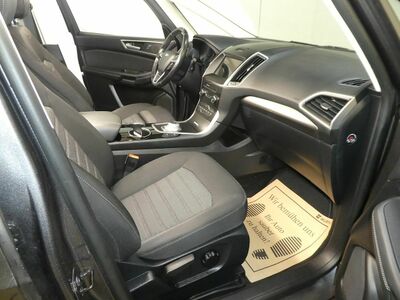 Ford S-MAX Gebrauchtwagen