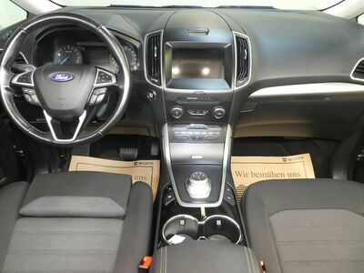 Ford S-MAX Gebrauchtwagen