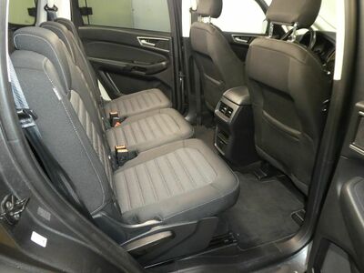 Ford S-MAX Gebrauchtwagen