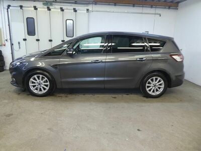 Ford S-MAX Gebrauchtwagen