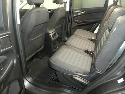 Ford S-MAX Gebrauchtwagen