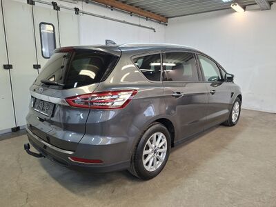 Ford S-MAX Gebrauchtwagen