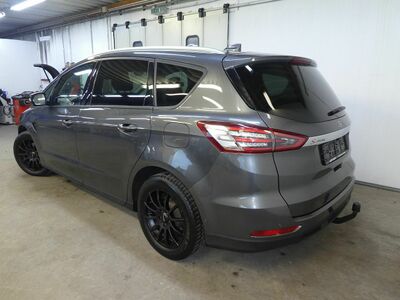Ford S-MAX Gebrauchtwagen