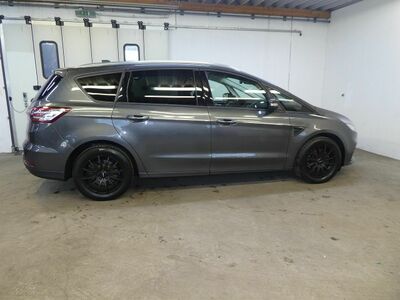 Ford S-MAX Gebrauchtwagen