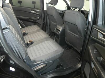 Ford S-MAX Gebrauchtwagen