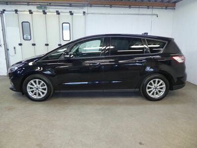 Ford S-MAX Gebrauchtwagen