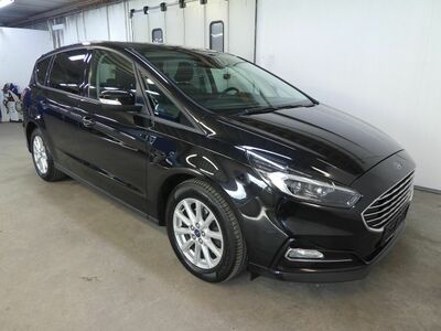 Ford S-MAX Gebrauchtwagen