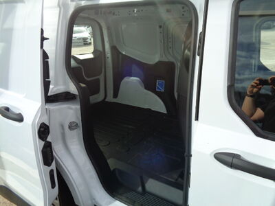 Ford Transit Courier Neuwagen