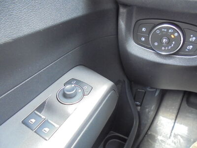 Ford Transit Courier Neuwagen Ford Transit Courier Neuwagen