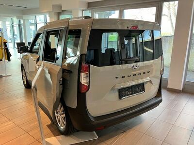 Ford Tourneo Courier Vorführwagen