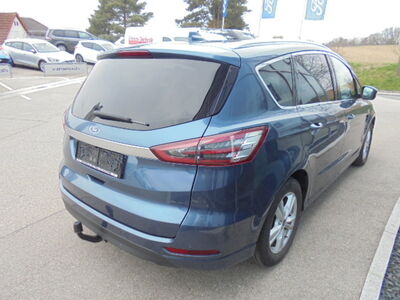 Ford S-MAX Gebrauchtwagen