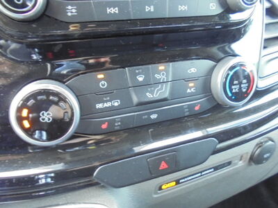 Ford Tourneo Custom Gebrauchtwagen