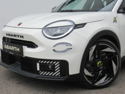 Abarth 600e Neuwagen Abarth 600e Neuwagen