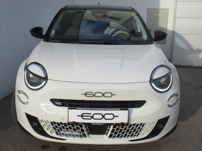 Fiat 600 Vorführwagen Fiat 600 Vorführwagen