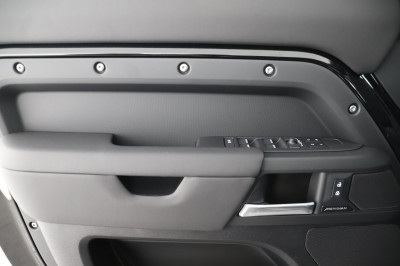 Land Rover Defender Gebrauchtwagen