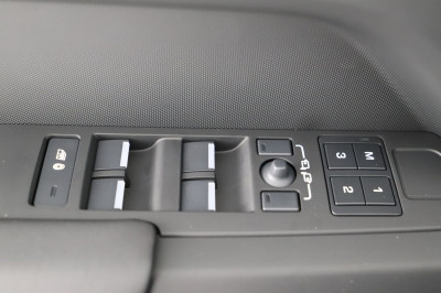 Land Rover Defender Gebrauchtwagen