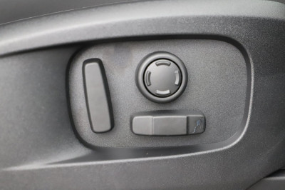 Land Rover Defender Gebrauchtwagen