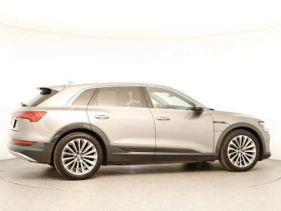 Audi e-tron Gebrauchtwagen