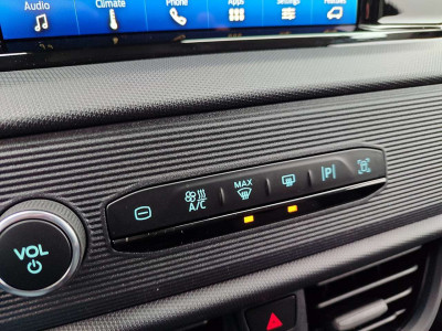 Ford Transit Courier Neuwagen Ford Transit Courier Neuwagen