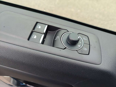 Ford Tourneo Custom Neuwagen