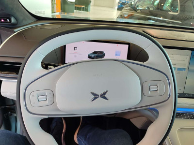 Xpeng G9 Neuwagen Xpeng G9 Neuwagen