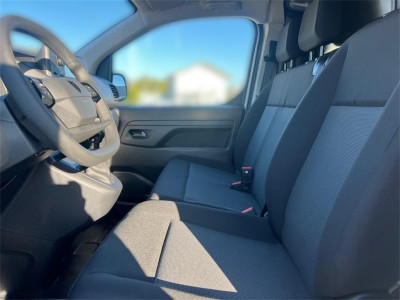 Peugeot Traveller Vorführwagen