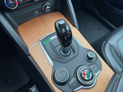 Alfa Romeo Stelvio Gebrauchtwagen