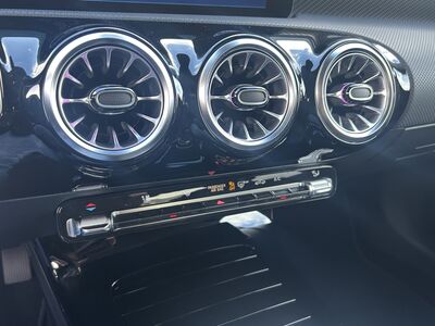 Mercedes-Benz CLA Vorführwagen Mercedes-Benz CLA Vorführwagen