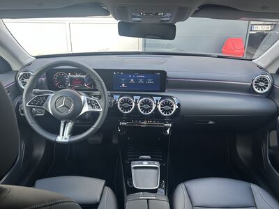 Mercedes-Benz CLA Vorführwagen Mercedes-Benz CLA Vorführwagen