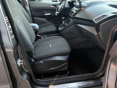 Ford Tourneo Connect Gebrauchtwagen