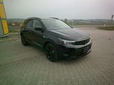 Opel Grandland X Gebrauchtwagen Opel Grandland X Gebrauchtwagen