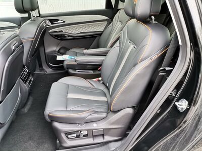 DFSK/DFM/FORTHING 4 U-Tour Neuwagen DFSK/DFM/FORTHING 4 U-Tour Neuwagen