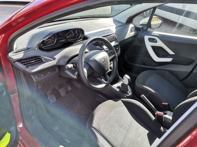 Peugeot 208 Gebrauchtwagen