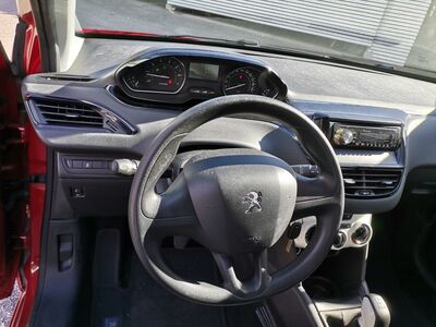 Peugeot 208 Gebrauchtwagen