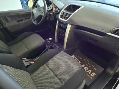 Peugeot 207 Gebrauchtwagen