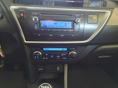 Toyota Auris Gebrauchtwagen Toyota Auris Gebrauchtwagen