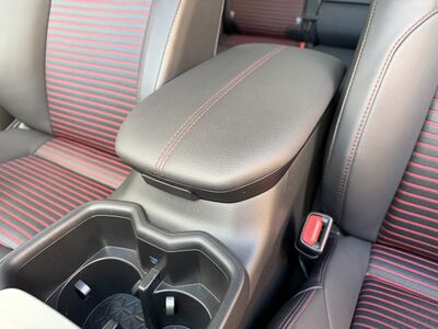 Suzuki Across Jahreswagen Suzuki Across Jahreswagen