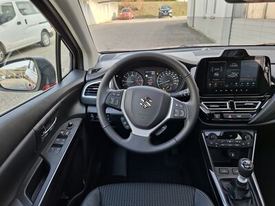Suzuki S-Cross Tageszulassung
