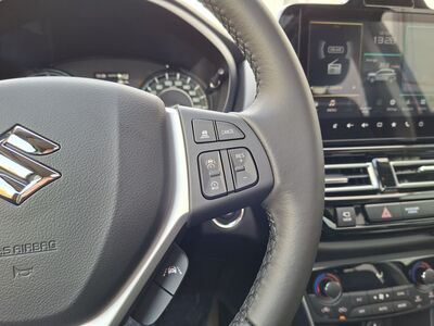 Suzuki S-Cross Tageszulassung