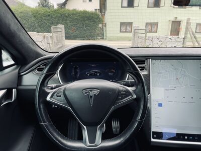 Tesla Model S Gebrauchtwagen