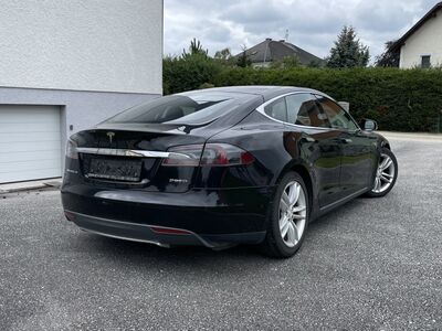 Tesla Model S Gebrauchtwagen