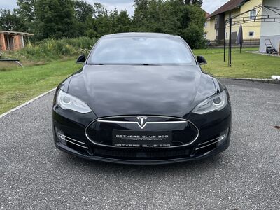 Tesla Model S Gebrauchtwagen