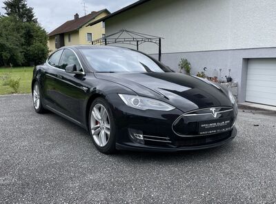 Tesla Model S Gebrauchtwagen