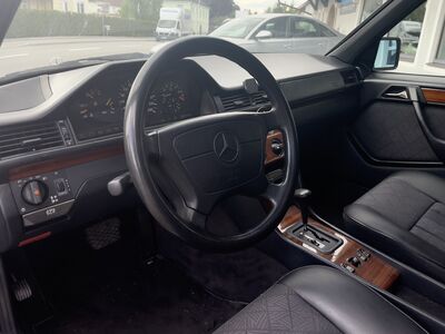 Mercedes-Benz E-Klasse Gebrauchtwagen Mercedes-Benz E-Klasse Gebrauchtwagen