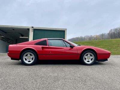 Ferrari 328 GTB/GTS Gebrauchtwagen Ferrari 328 GTB/GTS Gebrauchtwagen