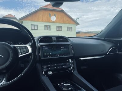 Jaguar F-Pace Gebrauchtwagen