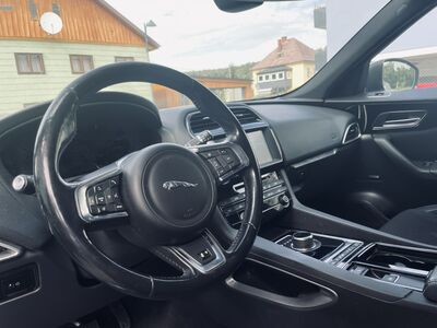 Jaguar F-Pace Gebrauchtwagen